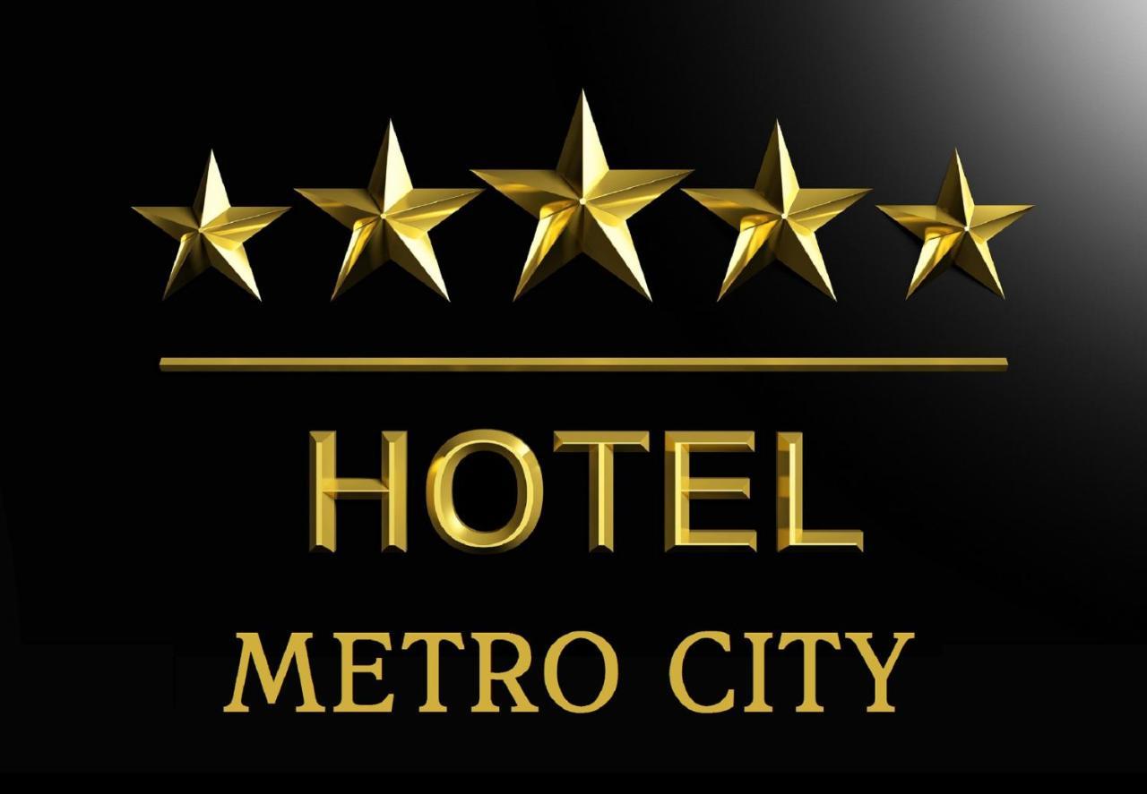 Metro City Hotel Баку Экстерьер фото